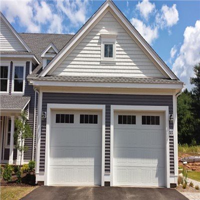 แผ่นปิดพลาสติกสำหรับประตูโรงรถ